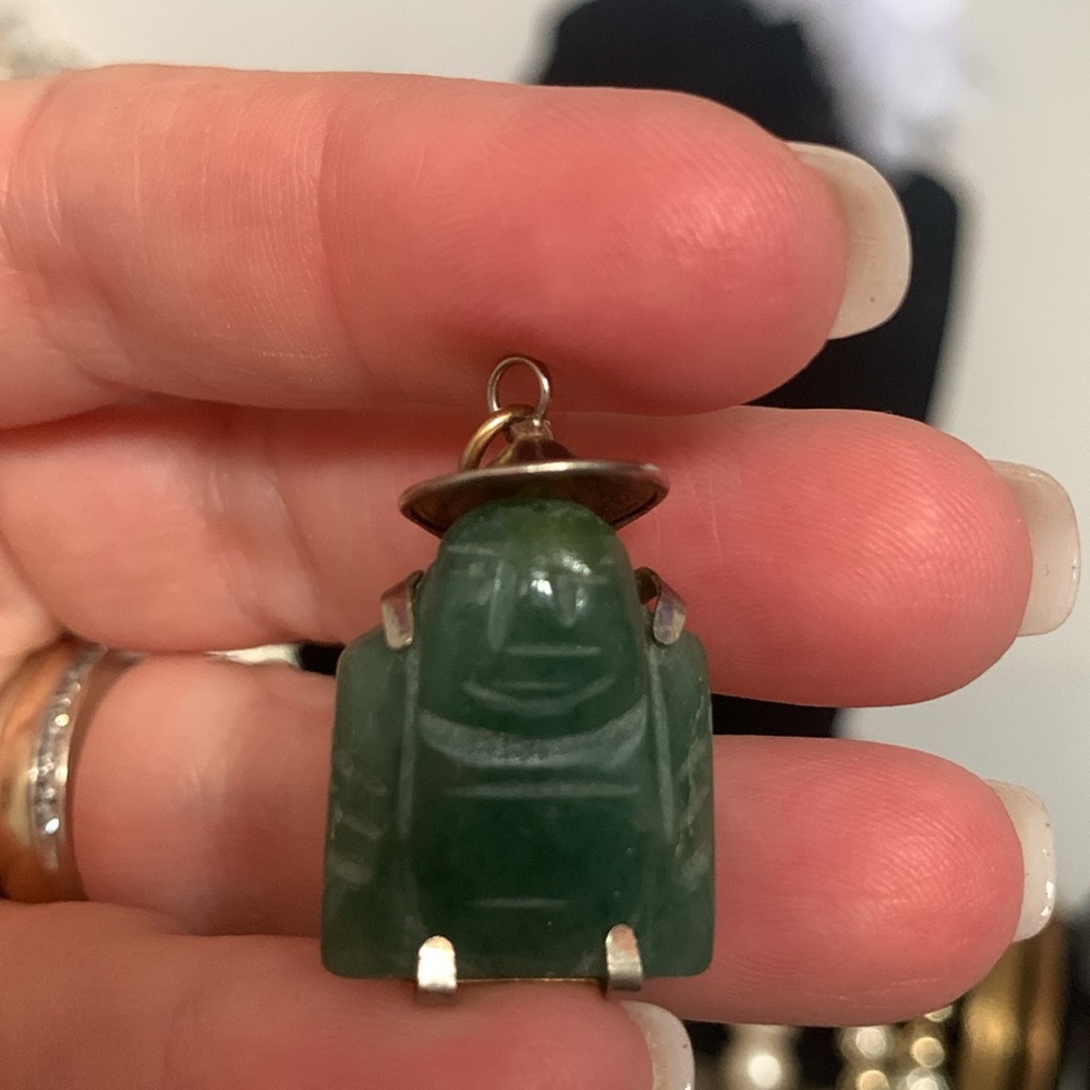 Jade buddha - Picture 4 of 9